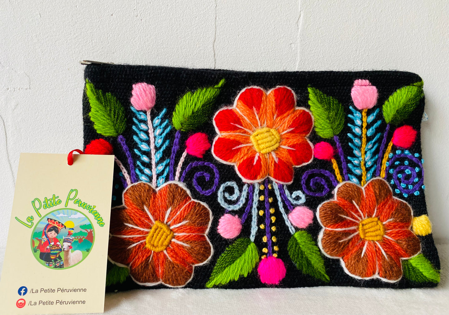 Trousse Péruvienne Brodée