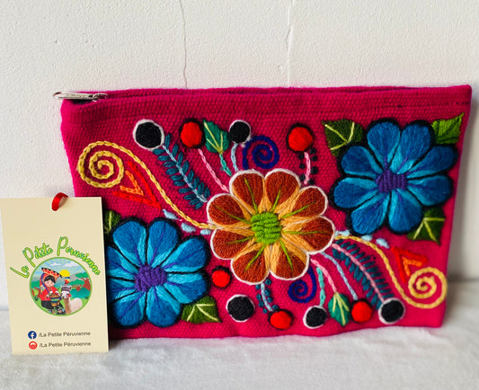 Trousse Péruvienne Brodée
